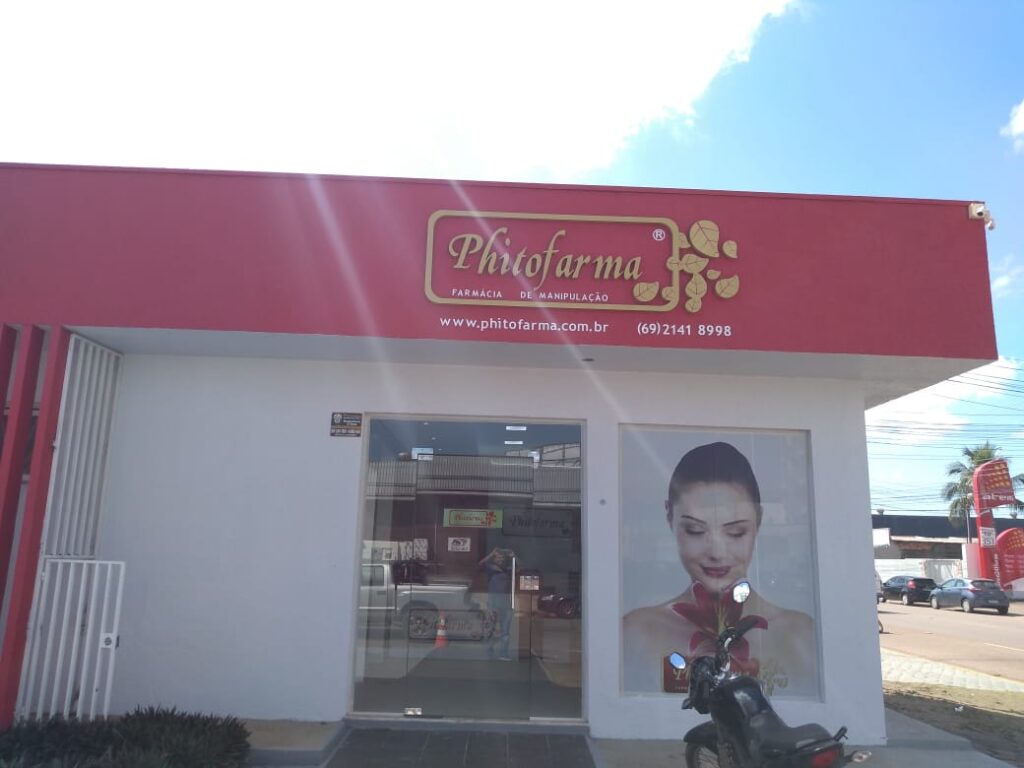  - FLETSIGN - Cenografia & Retail Media