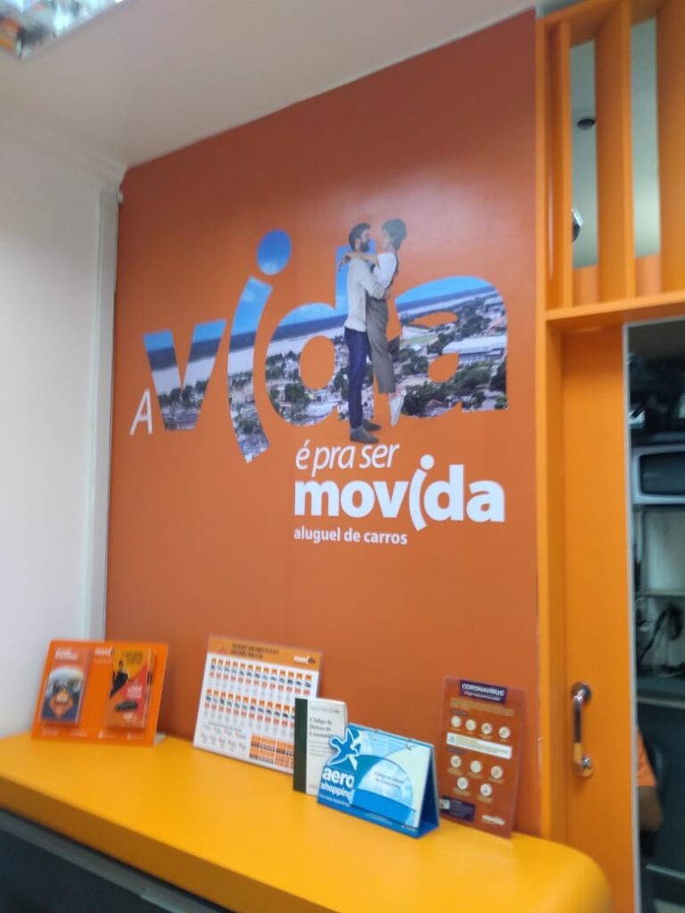  - FLETSIGN - Cenografia & Retail Media